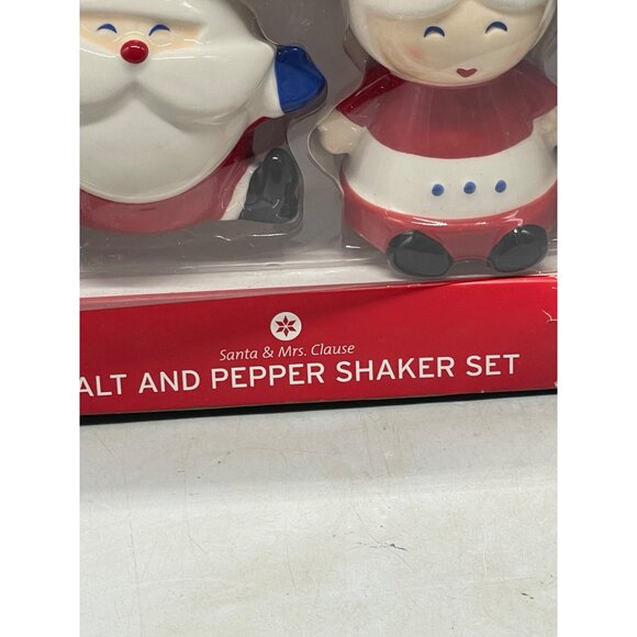 Christmas Santa & Mrs. Clause salt & pepper shaker set dinning red 4.5" READ NEW - Picture 4 of 6
